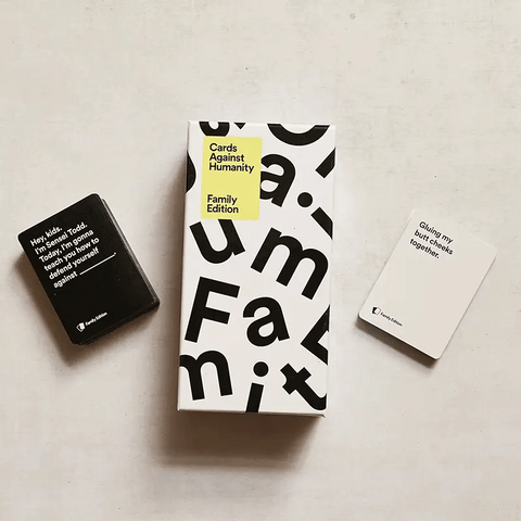 Cards Against Humanity: Family Edition
